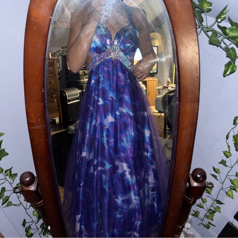 Elegant Purple Evening Gown